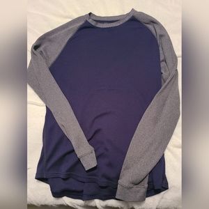 Under Armour men's large waffle shirt